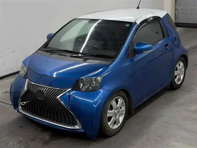 Toyota iQ