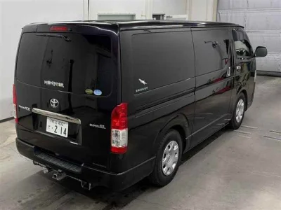 Toyota RegiusAce