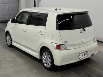 Toyota bB
