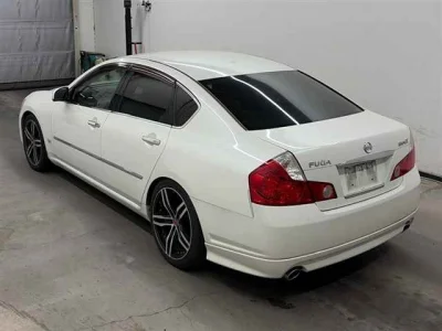 Nissan Fuga