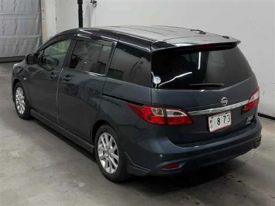 Nissan LAFESTA