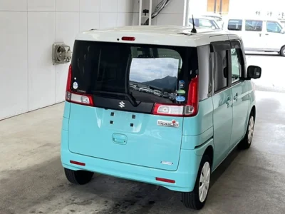 Suzuki Spacia