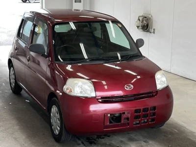 Daihatsu Esse