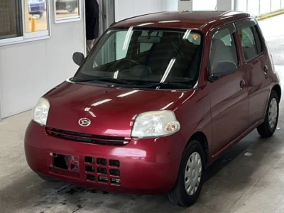 Daihatsu Esse