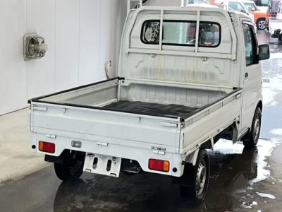 Mazda Scrum Truck