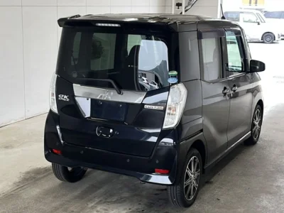 Mitsubishi eK X Space