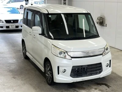 Suzuki Spacia