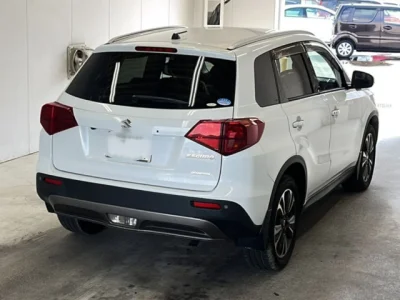 Suzuki Escudo