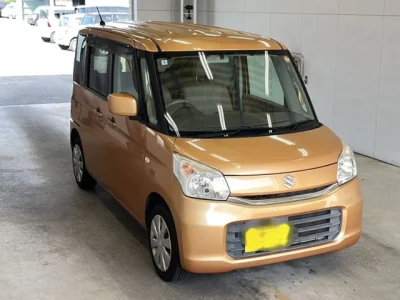 Suzuki Spacia