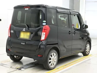 Mitsubishi eK X Space