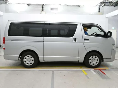 Mazda Bongo Brawny