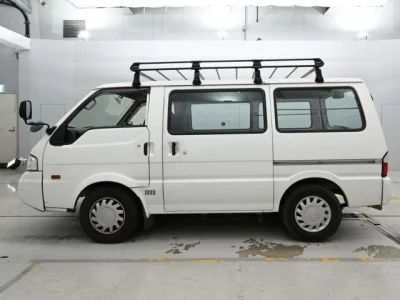 Mazda Bongo Van