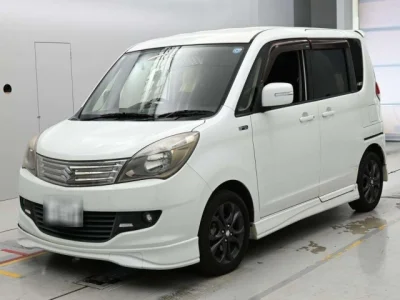 Suzuki Solio
