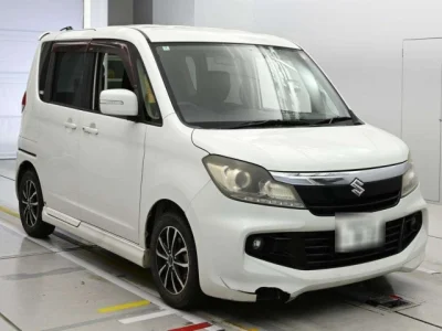 Suzuki Solio