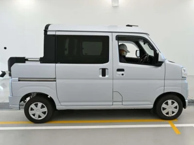 Daihatsu Hijet Deck Van