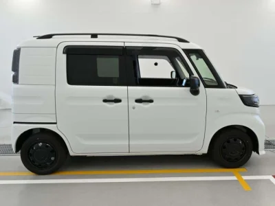 Suzuki Spacia Base