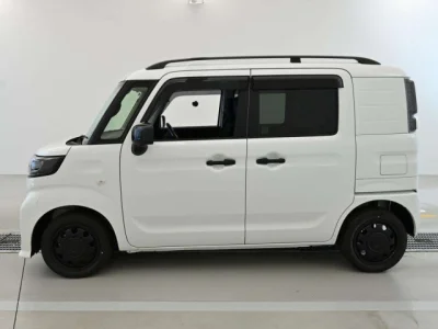 Suzuki Spacia Base