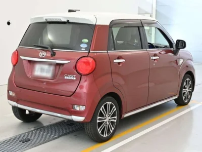Daihatsu Cast