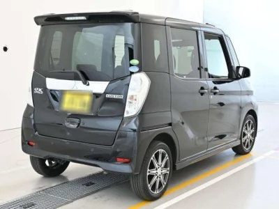Mitsubishi EK X SPACE