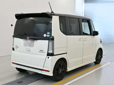 Honda N-Box+