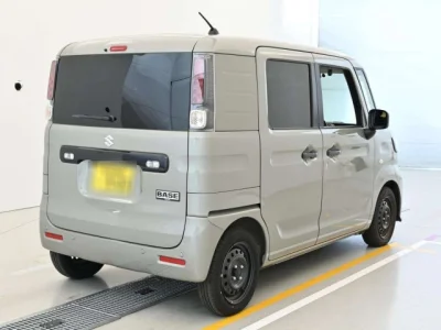 Suzuki Spacia Base