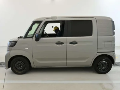 Suzuki Spacia Base