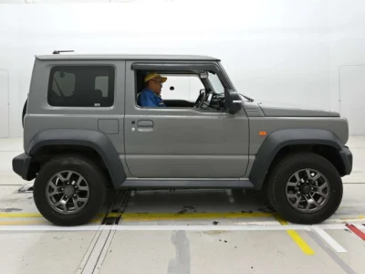Suzuki Jimny Sierra