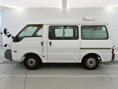 Mazda Bongo Van