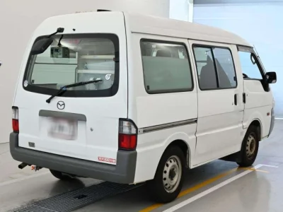 Mazda Bongo Van