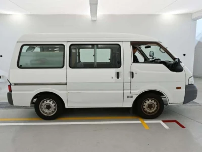 Mazda Bongo Van