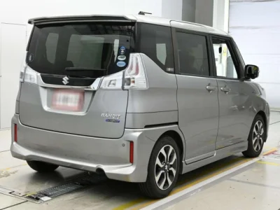 Suzuki Solio