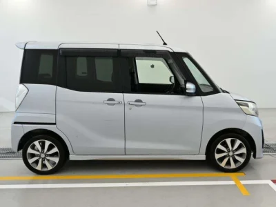 Mitsubishi eK X Space