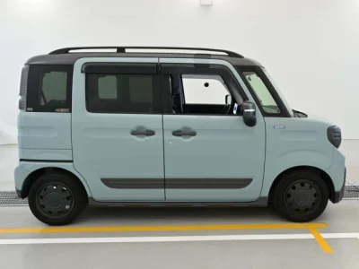 Suzuki Spacia Gear