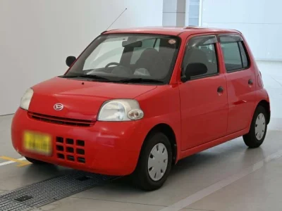 Daihatsu Esse