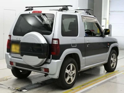 Mitsubishi PAJERO MINI