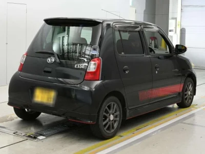 Daihatsu Esse