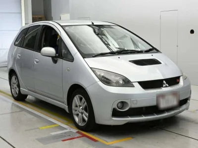 Mitsubishi Colt Plus