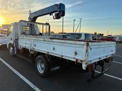 Hino DUTRO