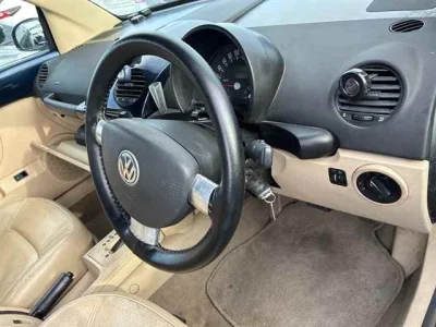 Volkswagen New Beetle