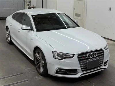 Audi S5