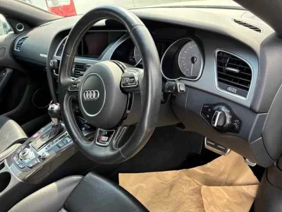Audi S5