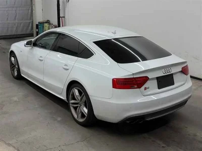 Audi S5
