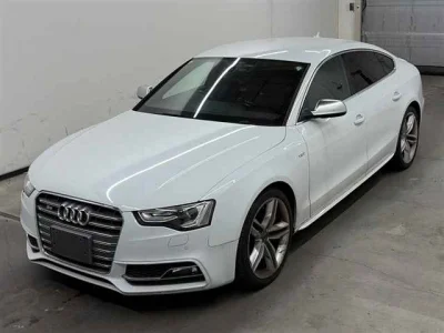 Audi S5