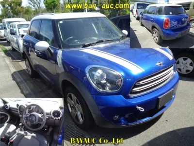 MINI Crossover