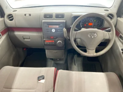 Toyota Pixis Space