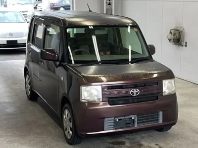 Toyota Pixis Space