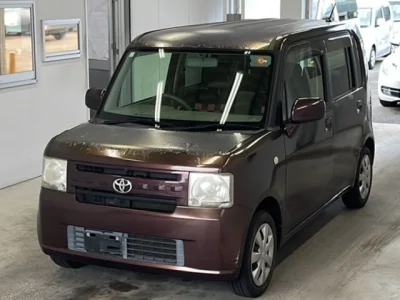Toyota Pixis Space
