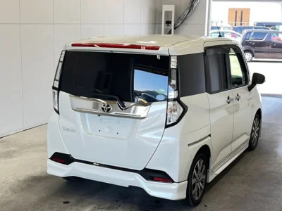 Toyota Tank