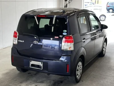 Toyota Spade