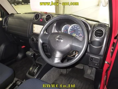Nissan Kix